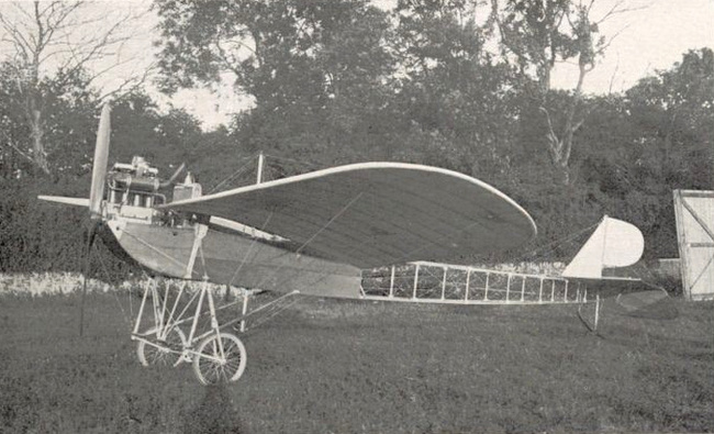 Vue d'un monoplan Tellier (origine : Gallica - Les A&eacute;roplanes de 1911 - Raymond de Gaston)