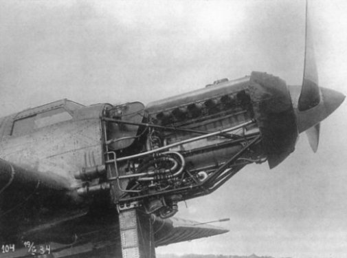 Vue du Mikulin M-34 de l'ANT-25 (photo : Air Magazine num&eacute;ro 6)