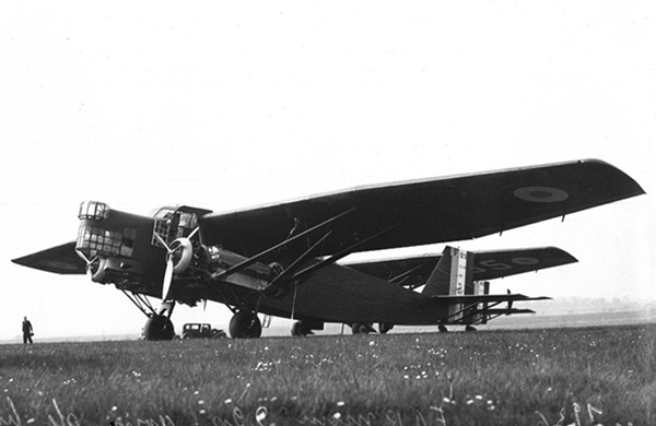 Bombardier fran&ccedil;ais Farman 221