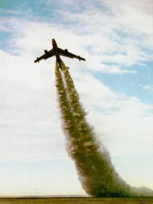 D&eacute;collage avec les fus&eacute;es d'appoint RATO (Rocket-Assisted Take Off)
