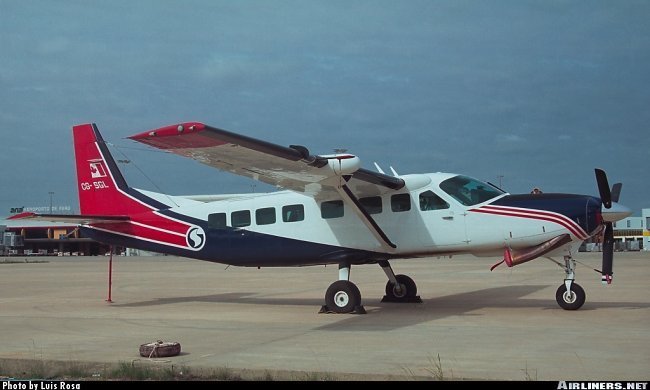Vue d'un Cessna 208B de la soci&eacute;t&eacute; Sander Geophysics (photo : Luis Rosa)