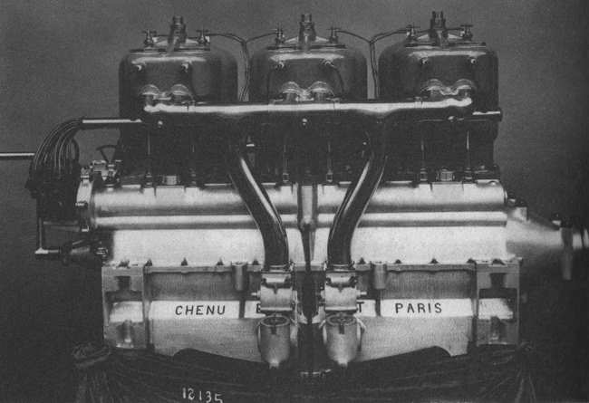 Vue d'un moteur Chenu (photo : Ren&eacute; Moineau, aviateur et inventeur - Jean-Louis Moineau)
