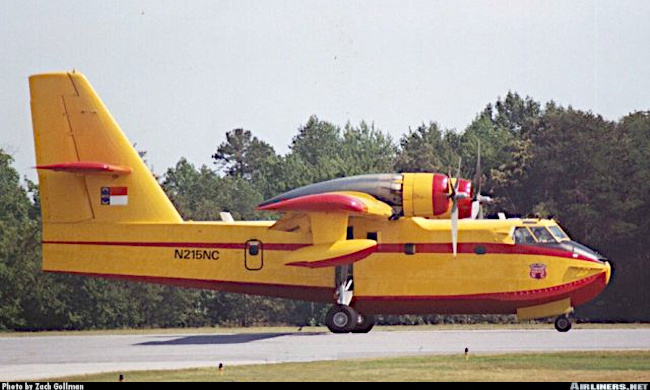 Vue d'un CL-215 (photo : Zach Gollman)