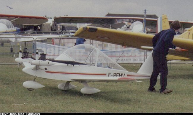 Vue du CriCri (photo : JN Passieux, meeting de la Fert&eacute;-Alais 2001)