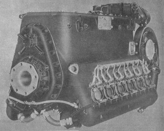 Vue d'un moteur Daimler-Benz DB 600 (origine : Gallica - l'Air, d&eacute;cembre 1937)