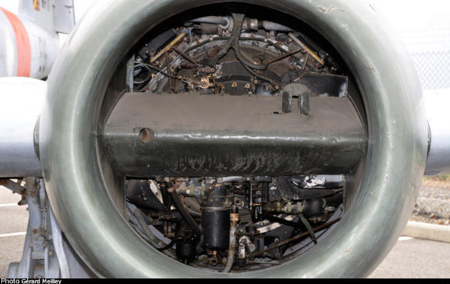 Vue d'un Rolls-Royce Derwent 8 (photo : G&eacute;rard Meilley, Toulouse)