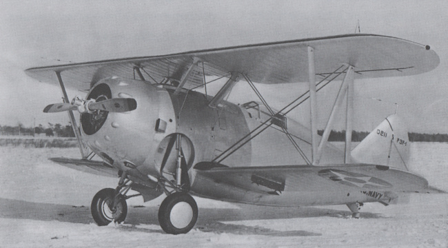 Vue d'un chasseur monoplace F3F-1 (origine : Encyclop&eacute;die des Avions Militaires du Monde - Enzo Angelucci)