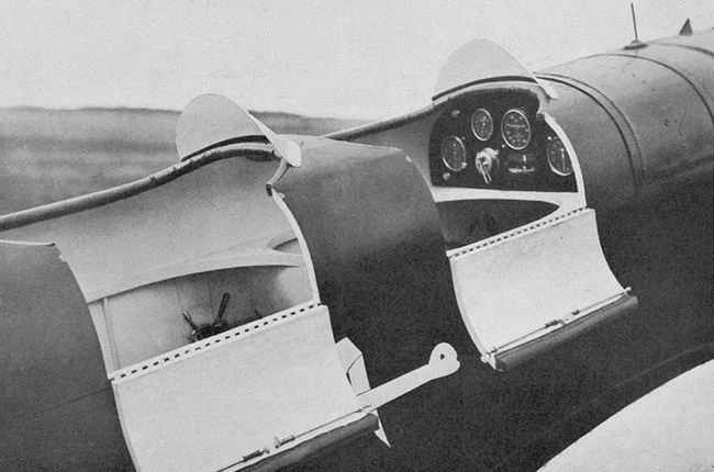 Vue du poste de pilotage d'un Farman F.231 (origine : Gallica - Soci&eacute;t&eacute; des a&eacute;roplanes Henri et Maurice Farman, documents techniques)