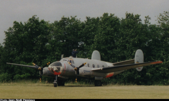 Vue d'un MD-311 Flamant (photo : JN Passieux, meeting de la Fert&eacute;-Alais 2001)