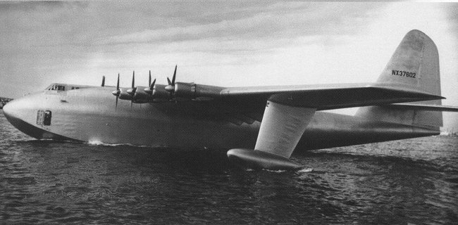 Vue de l'hydravion Hughes H-4