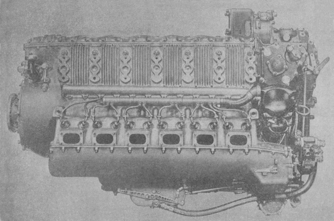 Vue d'un moteur Junkers Jumo 210 (origine : Gallica - l'Air, d&eacute;cembre 1937)