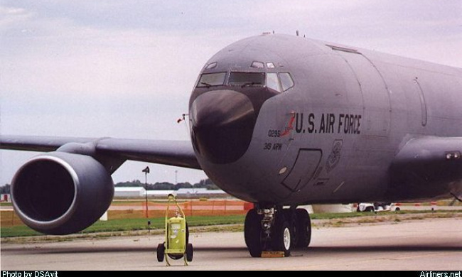 Vue d'un KC-135R Stratotanker (photo : Darren S. Avit)