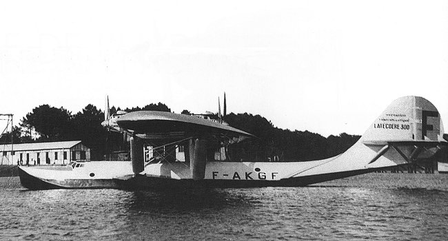 Vue du Late 300 Croix-du-Sud (photo : Pierre Gaillard/L&eacute;gendaires Avions du Monde F. Besse et J. Molveau)