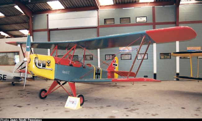 Vue d'un Leopoldoff L.7 (photo : JN Passieux, mus&eacute;e JB Salis, La Fert&eacute;-Alais)