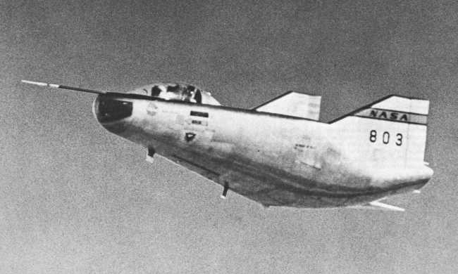 Vue du M2-F2 (photo : Jane's pocket book 12 Research and experimental aircraft - Michael J.H. Taylor)
