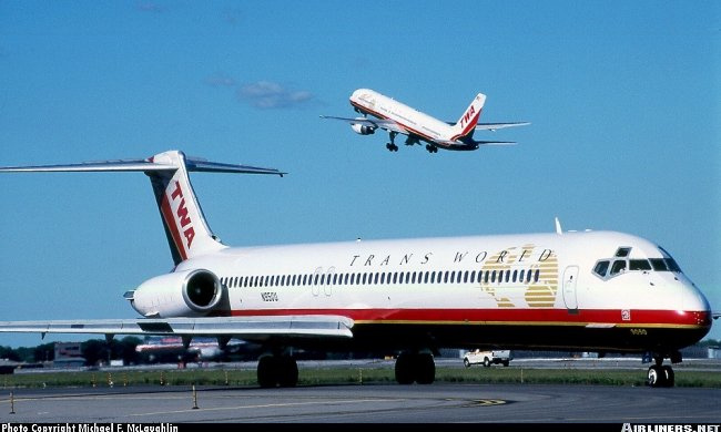 Vue d'un MD-82 (photo : Michael F. McLaughlin)