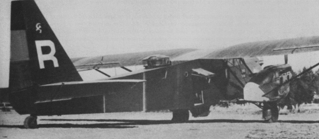 Vue du Potez 540 code R des Forces R&eacute;publicaines (photo : Air War over Spain - Rafael A. Permuy L&oacute;pez)