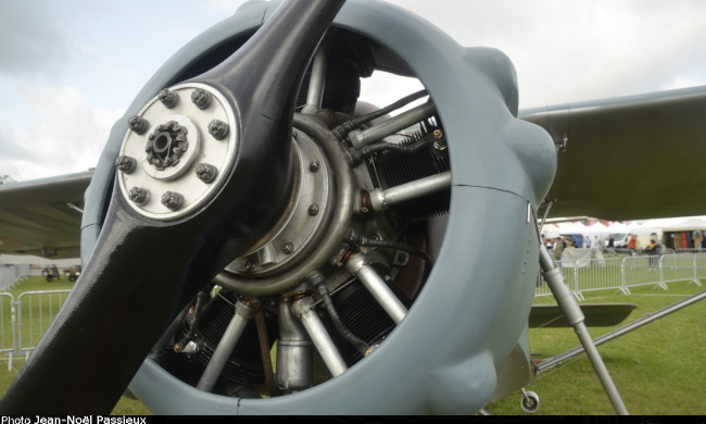 Vue d'un moteur Salmson 5 AQ-01 (photo : JN Passieux, meeting de la Fert&eacute;-Alais 2025)