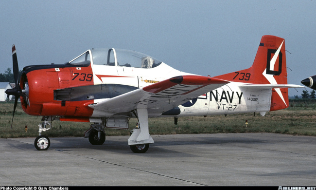 Vue d'un T-28B (photo : Gary Chambers)