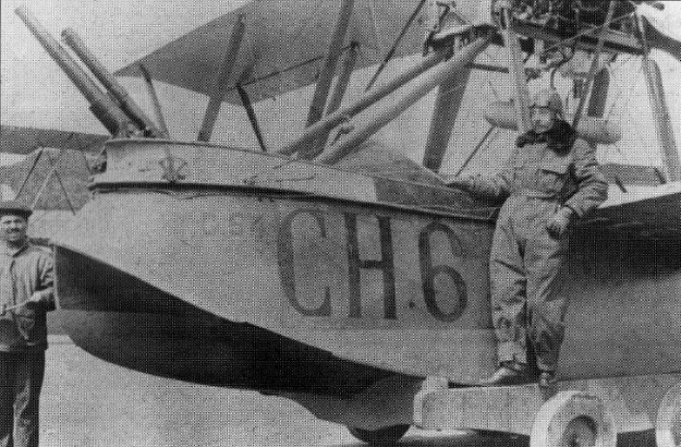 Vue d'un hydravion Tellier 200 ch canon (origine : L'aviation maritime fran&ccedil;aise pendant la Grande Guerre - ARDHAN - Wilbert)