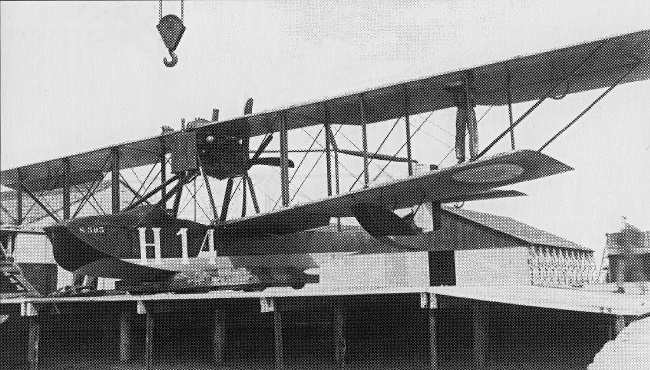 Vue d'un hydravion Tellier 350 ch (origine : L'aviation maritime fran&ccedil;aise pendant la Grande Guerre - ARDHAN - Poncin)