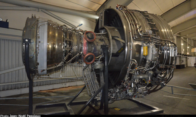 Vue d'un r&eacute;acteur Rolls-Royce Trent 900 (photo : JN Passieux - Mus&eacute;e de l'Air et de l'Espace du Bourget)