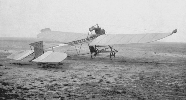 Vue d'un Vinet monoplan (photo : Gallica - Les A&eacute;roplanes de 1911 - Raymond de Gaston)