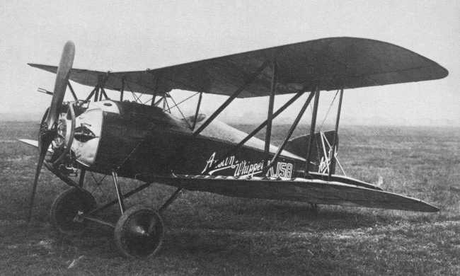 Vue d'un petit biplan Whippet (photo : Encyclop&eacute;die illustr&eacute;e de l'Aviation dans le monde - David Mondey)