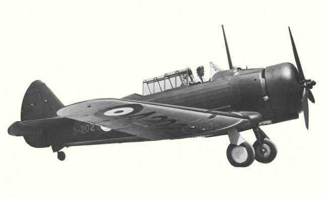 Vue du Wirraway CA-16 (photo : Encyclop&eacute;die illustr&eacute;e de l'Aviation dans le monde - David Mondey)
