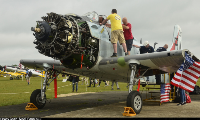 Vue d'un moteur Wright R-3350-26WA (photo : JN Passieux, meeting de la Fert&eacute;-Alais 2022)